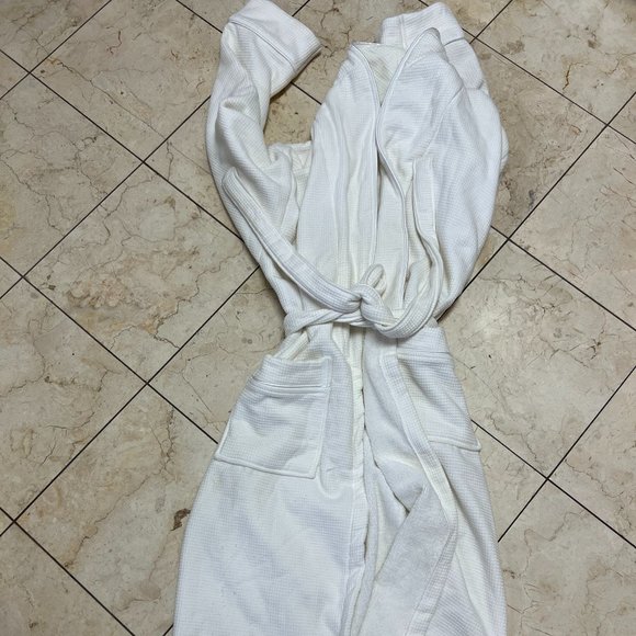 Linum Home Textiles Unisex Turkish Cotton Smyrna White Robe - Picture 7 of 11